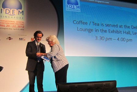 webimg-20120420-singapura-idem-053