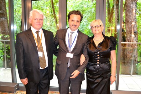 With new and past Lithuanian Dental Chamber presidents. With new and past Lithuanian Dental Chamber presidents.