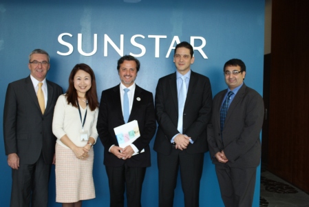 From left to right, Jean Luc Eiselé, FDI executive director, Mayumi Kaneda, diretor of Sunstar Foundation and Global Public Relations, me, Emmanuel Chevron, Associate Director, Business Development & Corporate Relations of the FDI, and Mayur V. Dixit, Global Professional Relations and Scientific Affairs.From left to right, Jean Luc Eiselé, FDI executive director, Mayumi Kaneda, diretor of Sunstar Foundation and Global Public Relations, me, Emmanuel Chevron, Associate Director, Business Development & Corporate Relations of the FDI, and Mayur V. Dixit, Global Professional Relations and Scientific Affairs.