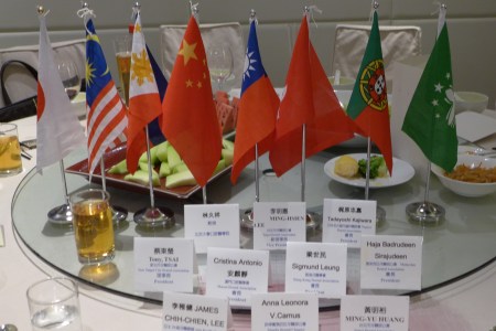 Attendees from several countries and representing the national dental associations.