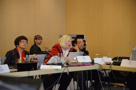 Kathryn Kell, FDI treasure, speaking.