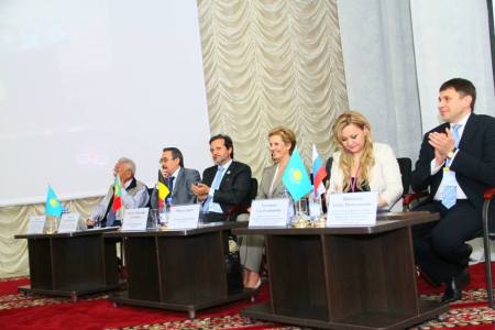 201305-kazakhstan-fdi-oms-congress-b060
