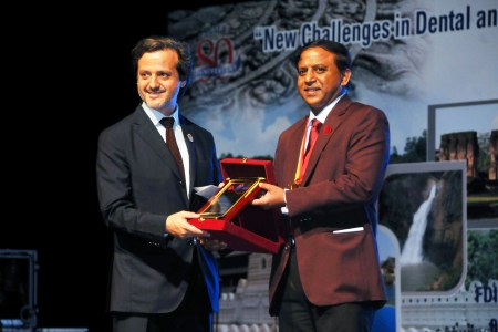 With Suresh Shanmuganathan, president of Sri Lanka Dental Association.
