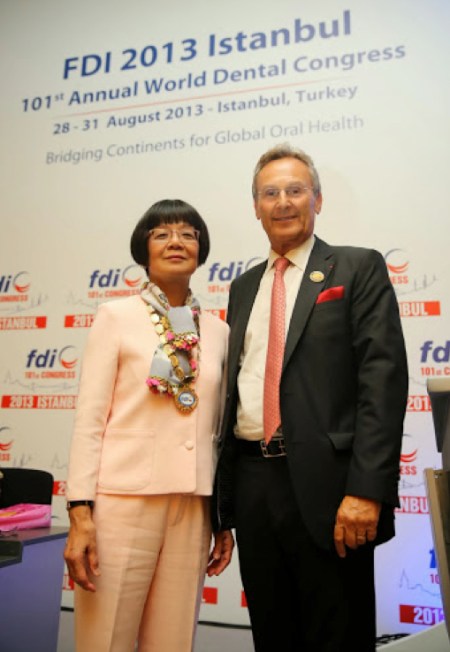 tcwong-and-hescot-lg