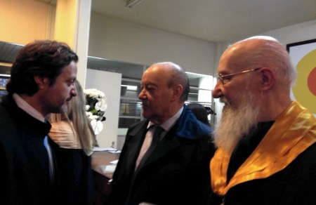 webimg680px-20140115-honoris-causa-oms-extra