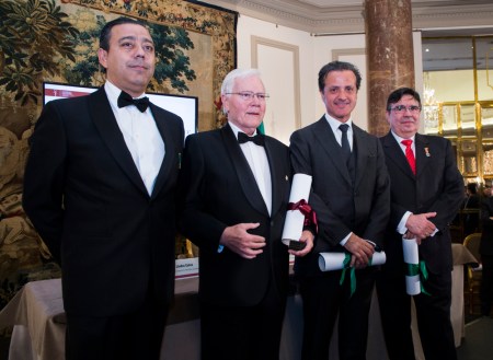 1000px-espanha-foto-grupo-1